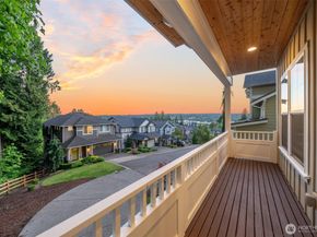 16990 NE 84th Court, Redmond WA 98052
