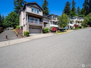 16990 NE 84th Court, Redmond WA 98052