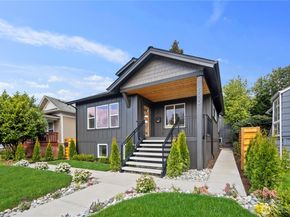 5520 Brooklyn Avenue NE, Seattle WA 98105