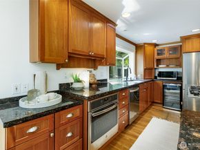 4434 137th Avenue NE, Bellevue WA 98005