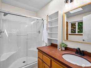 5827 176th Drive SE, Snohomish WA 98290
