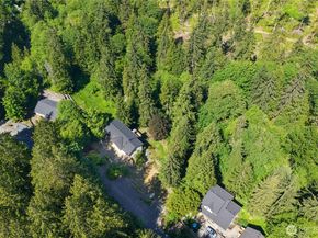 5827 176th Drive SE, Snohomish WA 98290