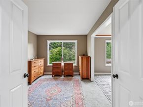2001 263rd Lane SE, Sammamish WA 98075
