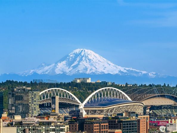 2125 1st Avenue 1304, Seattle WA 98121