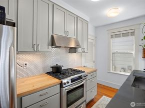 4420 Dayton Avenue N 2, Seattle WA 98103