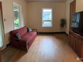 8045 26th Avenue NW, Seattle WA 98117
