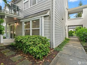 4124 Providence Point Drive SE 1014, Issaquah WA 98029