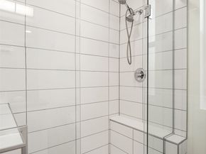 5562 15th Avenue S, Seattle WA 98108