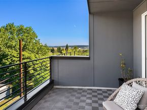 5562 15th Avenue S, Seattle WA 98108