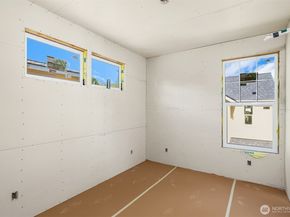 12511 NE 94th Street, Kirkland WA 98033