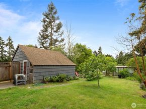 12419 16th Avenue S, Seattle WA 98168