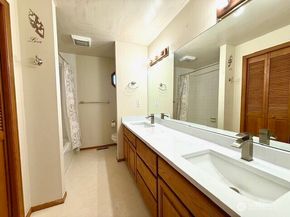 22623 SE 47th Court, Sammamish WA 98075