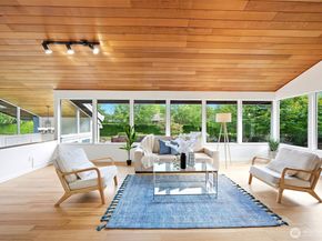 3502 29th Avenue W, Seattle WA 98199