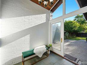3502 29th Avenue W, Seattle WA 98199