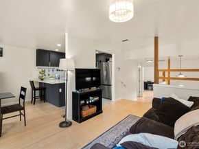 831 19th Avenue S, Seattle WA 98144