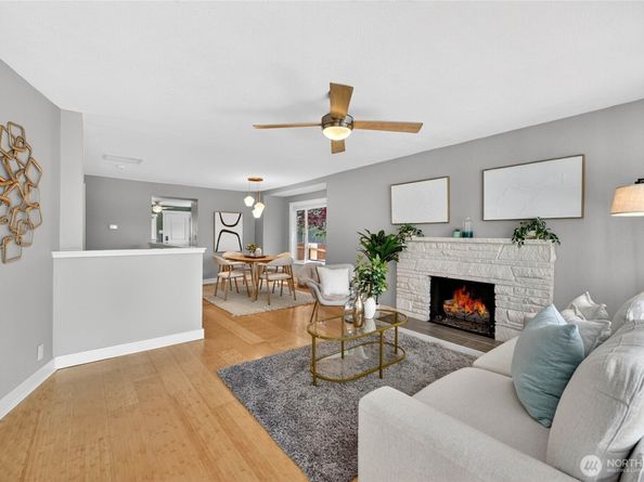9056 37th Avenue SW, Seattle WA 98126