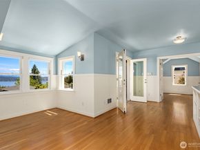 4007 48th Avenue NE, Seattle WA 98105