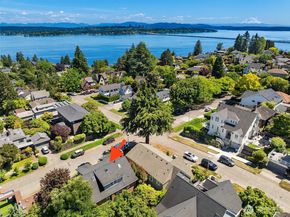 4007 48th Avenue NE, Seattle WA 98105