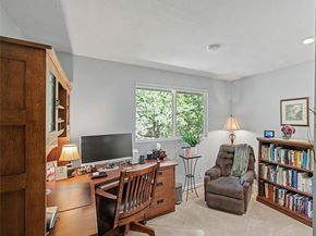19719 41st Avenue NE, Lake Forest Park WA 98155