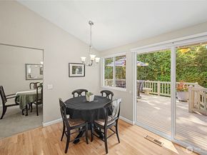 19719 41st Avenue NE, Lake Forest Park WA 98155
