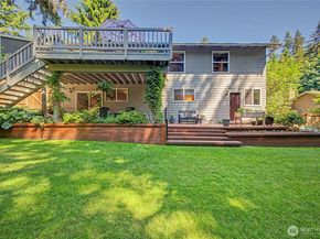 19719 41st Avenue NE, Lake Forest Park WA 98155
