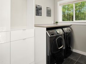 2607 W Newton Street, Seattle WA 98199