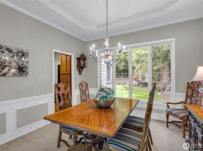 15454 SE 67th Street, Bellevue WA 98006