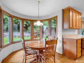 15454 SE 67th Street, Bellevue WA 98006
