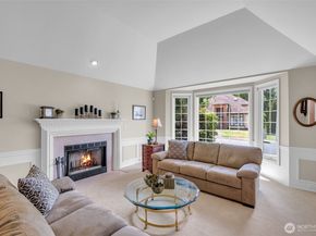 15454 SE 67th Street, Bellevue WA 98006