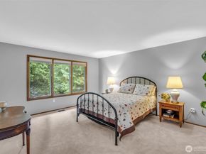 15454 SE 67th Street, Bellevue WA 98006