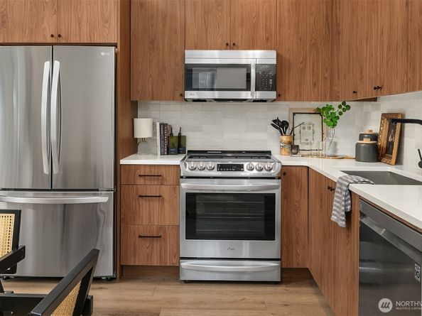 1508 18th Avenue E, Seattle WA 98122