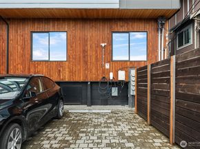 1508 18th Avenue E, Seattle WA 98122