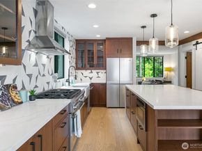 10715 2nd Avenue NW, Seattle WA 98177