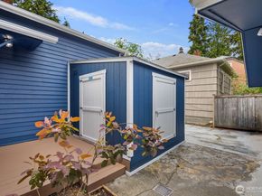 8604 29th Avenue NW, Seattle WA 98117