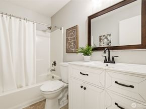 920 225th Court NE, Sammamish WA 98074