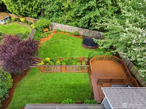 920 225th Court NE, Sammamish WA 98074