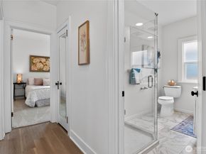 1918 Baker Avenue A, Everett WA 98201