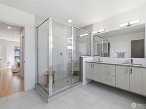 316 NW 41st Street B, Seattle WA 98107