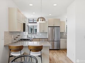 316 NW 41st Street B, Seattle WA 98107