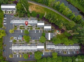 15827 NE Leary Way B114, Redmond WA 98052
