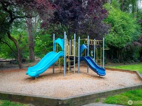 15827 NE Leary Way B114, Redmond WA 98052