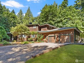 14677 Sivertson Road NE, Bainbridge Island WA 98110