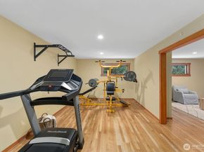 14677 Sivertson Road NE, Bainbridge Island WA 98110