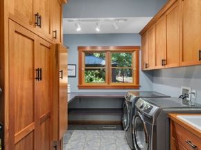 14677 Sivertson Road NE, Bainbridge Island WA 98110