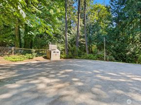 14677 Sivertson Road NE, Bainbridge Island WA 98110