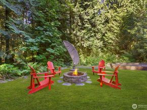 14677 Sivertson Road NE, Bainbridge Island WA 98110