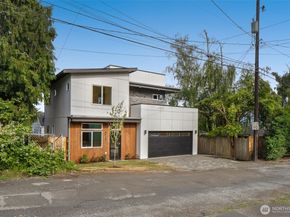 4413 50th Avenue SW, Seattle WA 98116