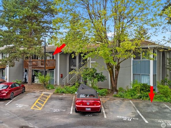 17110 NE 45th Street 30, Redmond WA 98052