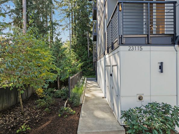 23115 NE 8th Street C007, Sammamish WA 98074