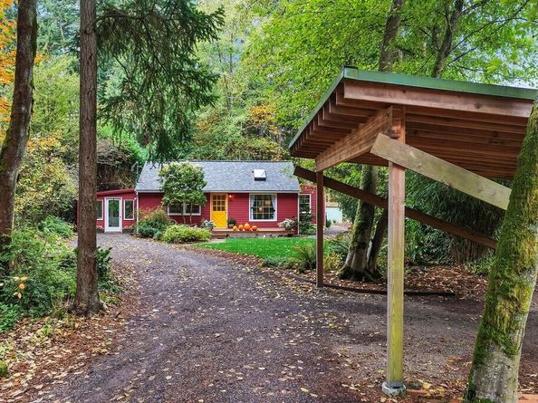 12059 N Madison Avenue NE, Bainbridge Island WA 98110